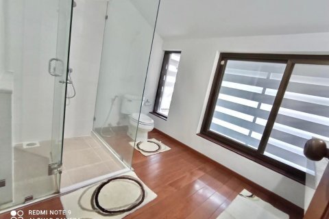 House in Bangkok, Thailand 4 bedrooms № 157539 - photo 8