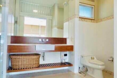 House in Bangkok, Thailand 3 bedrooms № 157538 - photo 5