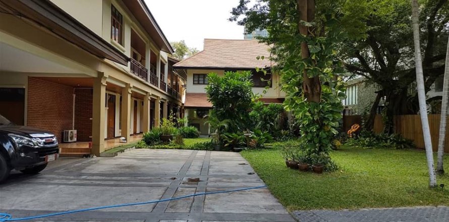 Studio in Bangkok, Thailand № 157537