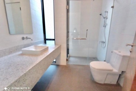 House in Bangkok, Thailand 4 bedrooms № 157535 - photo 22