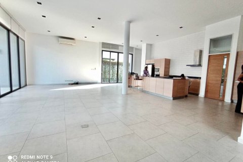 House in Bangkok, Thailand 4 bedrooms № 157535 - photo 20