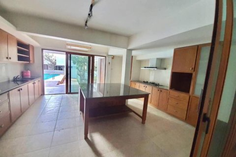 House in Bangkok, Thailand 5 bedrooms № 157536 - photo 2