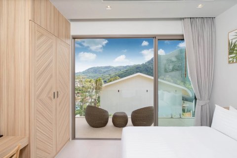 House in Kamala, Thailand 3 bedrooms № 164824 - photo 13