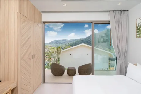 House in Kamala, Thailand 3 bedrooms № 164824 - photo 10