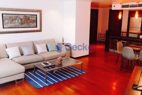 Condo in Pattaya, Thailand, 2 bedrooms № 197291 - photo 14