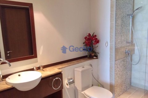 Condo in Pattaya, Thailand, 2 bedrooms № 197291 - photo 5