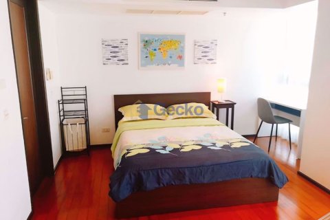 Condo in Pattaya, Thailand, 2 bedrooms № 197291 - photo 13
