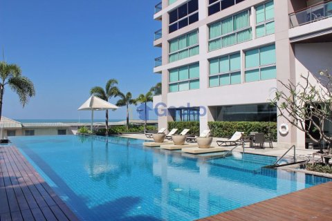 Condo in Pattaya, Thailand, 2 bedrooms № 197291 - photo 7