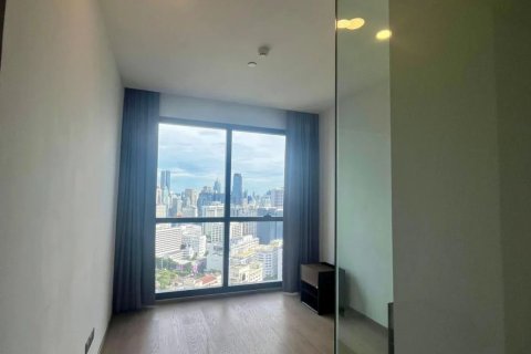 Кондоминиум с 2 спальнями в Банг Раке, Бангкок, Таиланд № 138382 - фото 4