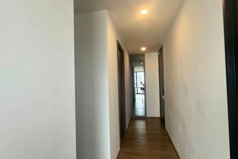 Кондоминиум с 2 спальнями в Банг Раке, Бангкок, Таиланд № 138382 - фото 14