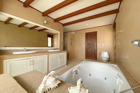 Haus in Pattaya, Thailand 4 Schlafzimmer № 223050 - Foto 14