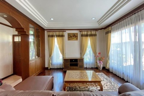 Haus in Pattaya, Thailand 4 Schlafzimmer № 223050 - Foto 4