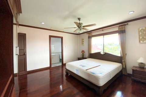 Haus in Pattaya, Thailand 4 Schlafzimmer № 223050 - Foto 18