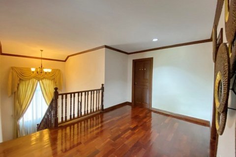 Haus in Pattaya, Thailand 4 Schlafzimmer № 223050 - Foto 10