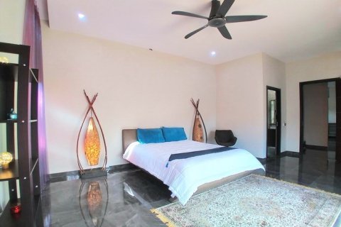 Haus in Pattaya, Thailand 3 Schlafzimmer № 223051 - Foto 10