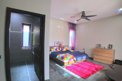 Haus in Pattaya, Thailand 3 Schlafzimmer № 223051 - Foto 17