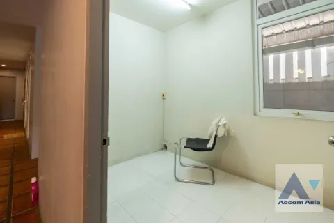 Haus in Watthana, Bangkok, Thailand 10 Schlafzimmer № 216873 - Foto 12