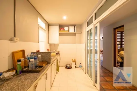 Haus in Watthana, Bangkok, Thailand 10 Schlafzimmer № 216873 - Foto 13