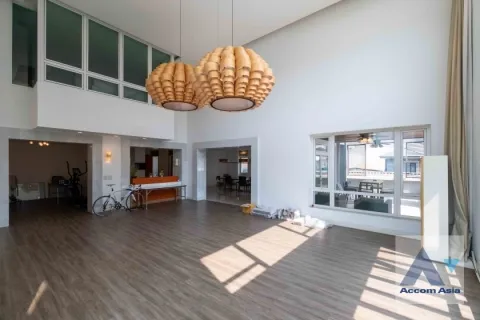 Haus in Watthana, Bangkok, Thailand 10 Schlafzimmer № 216873 - Foto 29