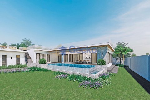 House in Pattaya, Thailand 4 bedrooms № 196068 - photo 5