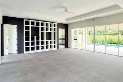 Villa in Hua Hin, Thailand 3 bedrooms № 147003 - photo 5