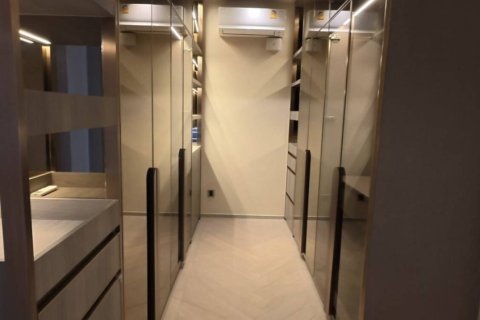 Кондоминиум с 4 спальнями в Бангкоке, Таиланд № 147005 - фото 5