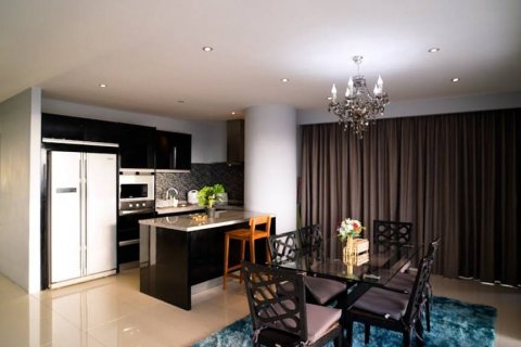 Кондоминиум с 2 спальнями в Кароне, Таиланд № 114591 - фото 3