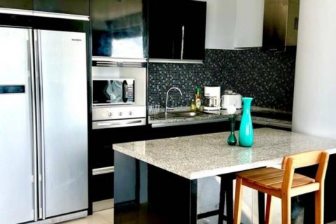 Кондоминиум с 2 спальнями в Кароне, Таиланд № 114591 - фото 5