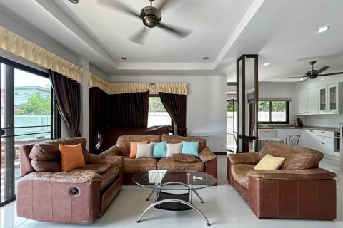 Villa in Hua Hin, Thailand 2 bedrooms № 114586 - photo 7