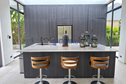 บ้านในพัทยา, ประเทศไทย 5 ห้องนอน № 196509 - รูปถ่าย 12