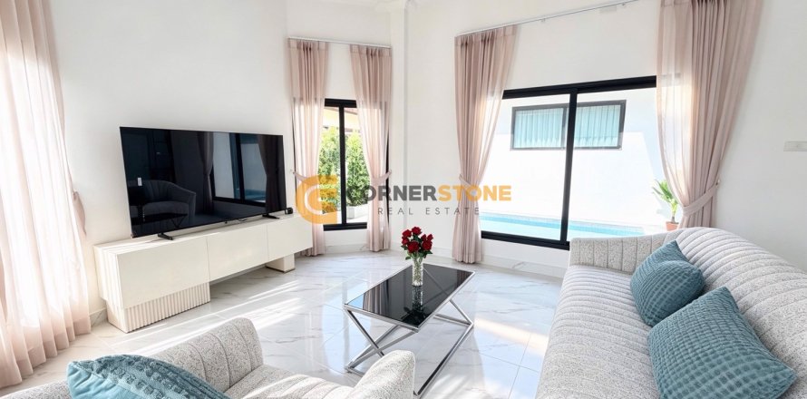 Studio in Pattaya, Thailand № 178974