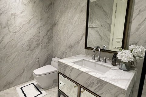 House in Saphan Sung, Bangkok, Thailand 5 bedrooms № 140882 - photo 18