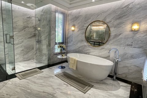 House in Saphan Sung, Bangkok, Thailand 5 bedrooms № 140882 - photo 19