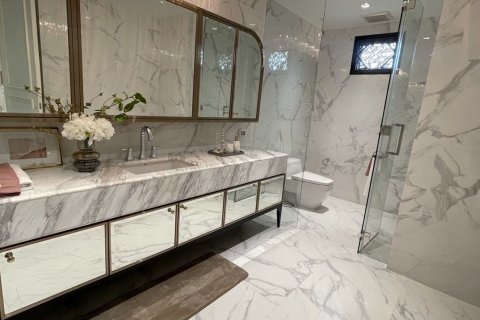 House in Saphan Sung, Bangkok, Thailand 5 bedrooms № 140882 - photo 10