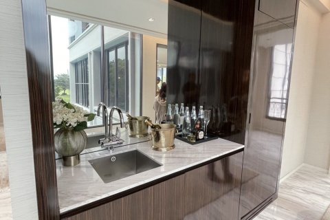 House in Saphan Sung, Bangkok, Thailand 5 bedrooms № 140882 - photo 14