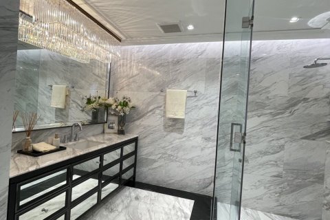 House in Saphan Sung, Bangkok, Thailand 5 bedrooms № 140882 - photo 21