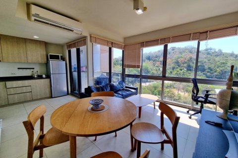 Condo in Pattaya, Thailand, 2 bedrooms № 196530 - photo 9