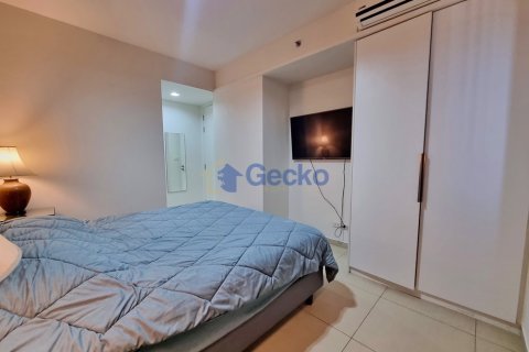 Condo in Pattaya, Thailand, 2 bedrooms № 196530 - photo 11