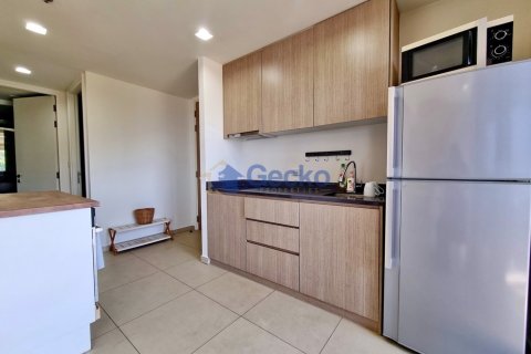 Condo in Pattaya, Thailand, 2 bedrooms № 196530 - photo 2