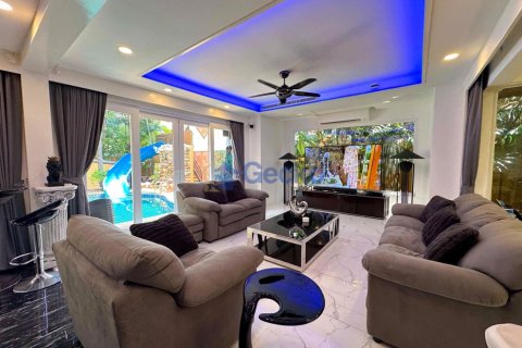 บ้านในพัทยา, ประเทศไทย 4 ห้องนอน № 196529 - รูปถ่าย 21