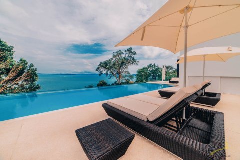 Villa in Pa Klok, Thailand 4 bedrooms № 169374 - photo 11