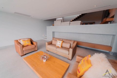 Villa in Pa Klok, Thailand 4 bedrooms № 169374 - photo 20