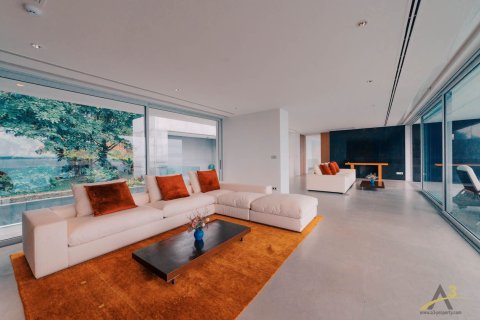 Villa in Pa Klok, Thailand 4 bedrooms № 169374 - photo 2