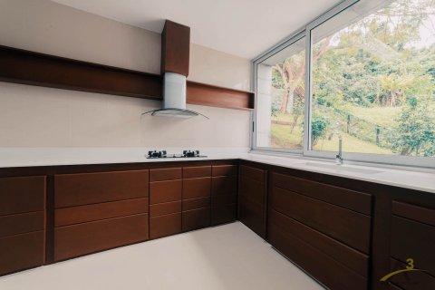 Villa in Pa Klok, Thailand 4 bedrooms № 169374 - photo 24