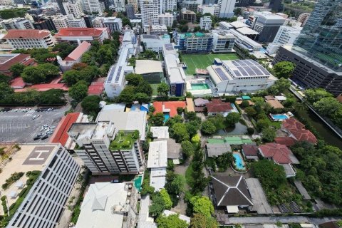 Condo in Watthana, Bangkok, Thailand, 2 bedrooms  № 169375 - photo 13