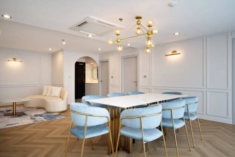 Condo in Bang Na, Bangkok, Thailand, 3 bedrooms  № 134585 - photo 2