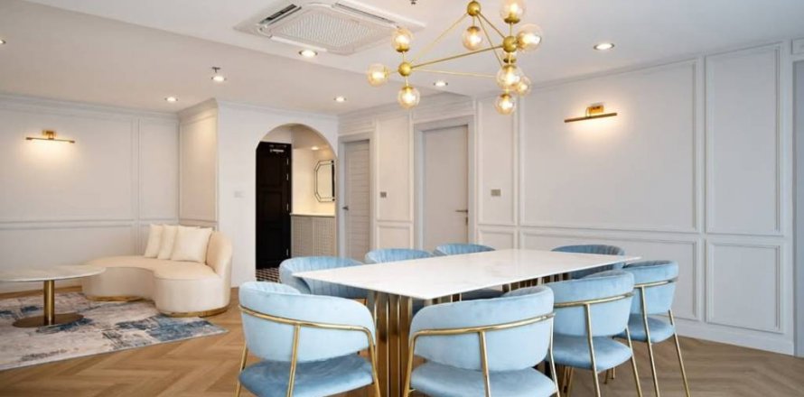 Condo in Bang Na, Bangkok, Thailand, 3 bedrooms  № 134585