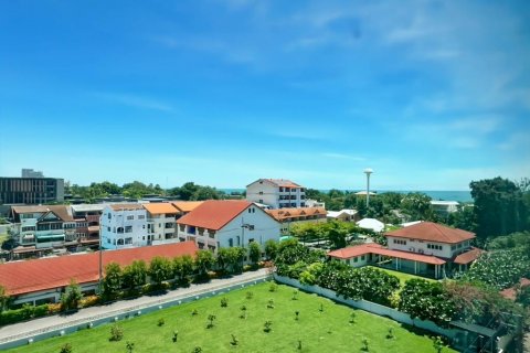 Condo in Hua Hin, Thailand, 1 bedroom  № 134580 - photo 1