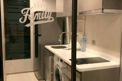 Кондоминиум с 2 спальнями в Бангкоке, Таиланд № 134582 - фото 4