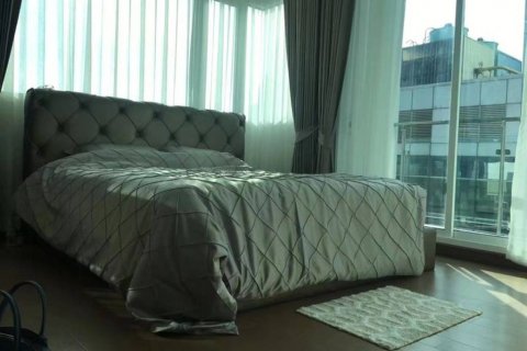 Кондоминиум с 2 спальнями в Бангкоке, Таиланд № 134584 - фото 3